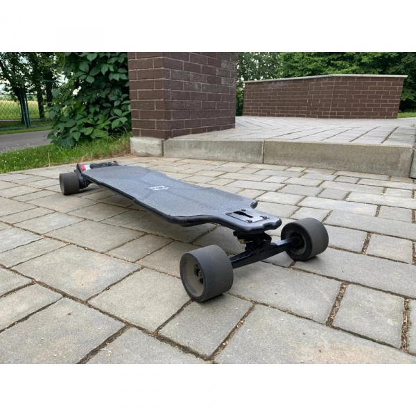 Электроскейт Buzzboards B4 Carbon