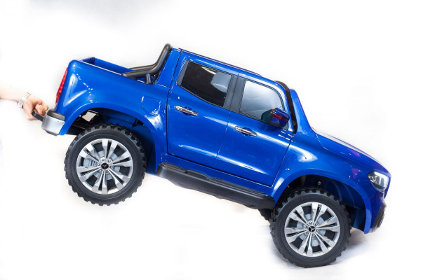 Электромобиль Mercedes-Benz X-Class Синий